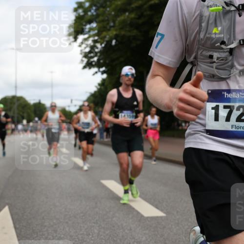 29.06.2025 - hella hamburg halbmarathon Yannick Fuchs http://msf.ph/oto/8231430 29.06.2025 10:34:05 20KM 1343, 2044, 2525, 2546, 2563, 2972, 3282, 4565, 4759, 5752, 6037, 7981, 8319, 8925, 9116, 9265, 9540, 11284, 11305, 12335, 12372, 13479, 13514, 14204, 14272, 14311, 14359, 15013, 15094, 15336, 15435, 15556, 15744, 16656, 16820, 17005, 17215, 17360, 17425, 17668, 18149, 18154, 18285, 18803 meine-sportfotos.de