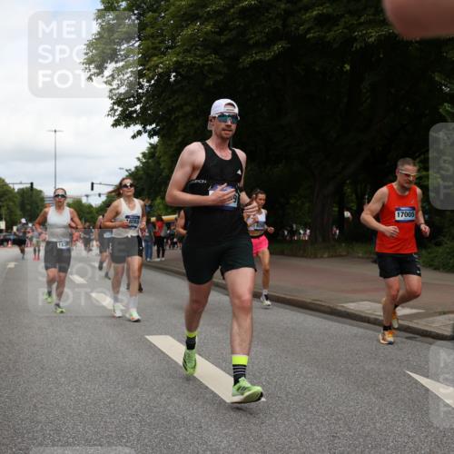 29.06.2025 - hella hamburg halbmarathon Yannick Fuchs http://msf.ph/oto/8231480 29.06.2025 10:34:06 20KM 1343, 2044, 2525, 2546, 2563, 2972, 3282, 3547, 4565, 4759, 5752, 7981, 8319, 8925, 9116, 9265, 9540, 11284, 11305, 11806, 12335, 12372, 13479, 13514, 14204, 14272, 14311, 14359, 15013, 15094, 15336, 15435, 15556, 15744, 16656, 17005, 17215, 17360, 17425, 17668, 18149, 18154, 18285, 18803 meine-sportfotos.de