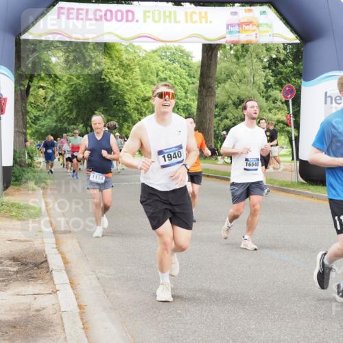 29.06.2025 - hella hamburg halbmarathon MichiJ http://msf.ph/oto/8231497 29.06.2025 10:49:38 Zwischen KM18-KM19 1114, 1940, 4511, 4859, 7869, 9124, 10866, 11402, 12662, 13551, 16371, 16420, 16540 meine-sportfotos.de