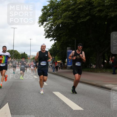 29.06.2025 - hella hamburg halbmarathon Yannick Fuchs http://msf.ph/oto/8231958 29.06.2025 10:34:09 20KM 1343, 2044, 2525, 2546, 2563, 2972, 3547, 4398, 4565, 4759, 5752, 7981, 8319, 8346, 8925, 9116, 9265, 9540, 11284, 11305, 11806, 12046, 12091, 12335, 12372, 13190, 13479, 13514, 14204, 14272, 14359, 15013, 15094, 15336, 15435, 15556, 15744, 17005, 17215, 17360, 17425, 17668, 17792, 17916, 18149, 18154, 18285, 18803 meine-sportfotos.de
