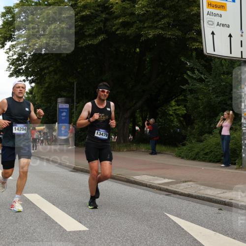 29.06.2025 - hella hamburg halbmarathon Yannick Fuchs http://msf.ph/oto/8231995 29.06.2025 10:34:09 20KM 1343, 2044, 2525, 2546, 2563, 2972, 3547, 4398, 4565, 4759, 5752, 7981, 8319, 8346, 8925, 9116, 9265, 9540, 11284, 11305, 11806, 12046, 12091, 12335, 12372, 13190, 13479, 13514, 14204, 14272, 14359, 15013, 15094, 15336, 15435, 15556, 15744, 17005, 17215, 17360, 17425, 17668, 17792, 17916, 18149, 18154, 18285, 18803 meine-sportfotos.de
