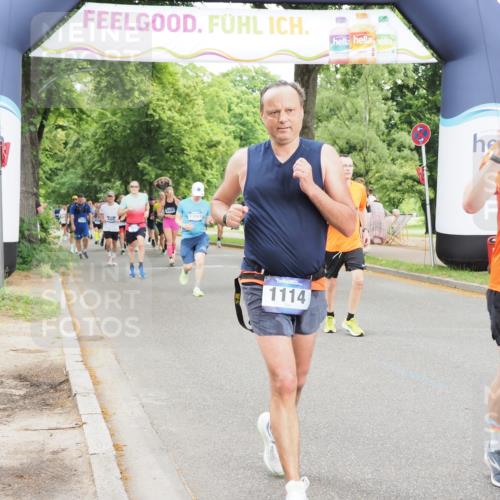 29.06.2025 - hella hamburg halbmarathon MichiJ http://msf.ph/oto/8232129 29.06.2025 10:49:40 Zwischen KM18-KM19 1114, 1940, 4859, 6311, 7869, 9124, 10866, 11402, 12567, 12662, 13551, 13739, 13841, 16371, 16540, 18796 meine-sportfotos.de