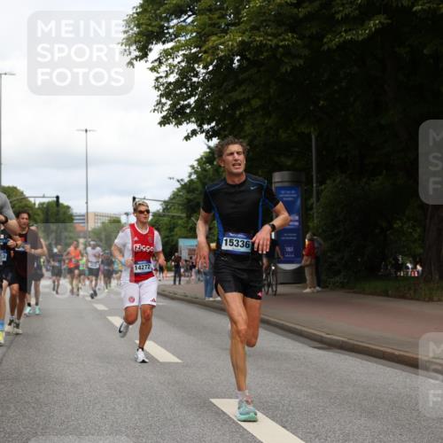 29.06.2025 - hella hamburg halbmarathon Yannick Fuchs http://msf.ph/oto/8232162 29.06.2025 10:34:13 20KM 1343, 1358, 2044, 2525, 2546, 2563, 2972, 3547, 4398, 4565, 4759, 5752, 7981, 8319, 8346, 8925, 9116, 9265, 9540, 11284, 11305, 11714, 11806, 12046, 12091, 12335, 12372, 13190, 13479, 13514, 14204, 14272, 14359, 15094, 15336, 15435, 15744, 17005, 17215, 17360, 17425, 17668, 17792, 17916, 18013, 18154, 18285, 18803 meine-sportfotos.de
