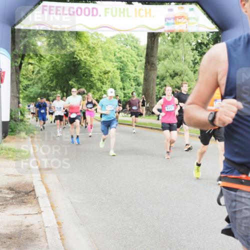 29.06.2025 - hella hamburg halbmarathon MichiJ http://msf.ph/oto/8232465 29.06.2025 10:49:41 Zwischen KM18-KM19 1114, 1940, 4859, 6311, 9124, 10866, 11402, 12567, 12662, 13739, 13841, 16540, 18796 meine-sportfotos.de
