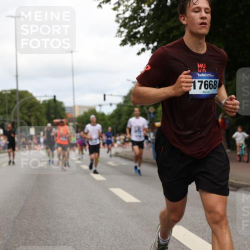 29.06.2025 - hella hamburg halbmarathon Yannick Fuchs http://msf.ph/oto/8232621 29.06.2025 10:34:15 20KM 1343, 1358, 2044, 2525, 2546, 2563, 2573, 2972, 3547, 3626, 4398, 4565, 4759, 5752, 7981, 8319, 8346, 8925, 9116, 9265, 9540, 11284, 11305, 11714, 11806, 12046, 12091, 12335, 12372, 13190, 13479, 13514, 14204, 14272, 14359, 15094, 15336, 15421, 15435, 15744, 17005, 17215, 17360, 17425, 17668, 17792, 17916, 18013, 18154, 18285, 18803 meine-sportfotos.de