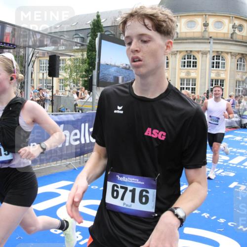 29.06.2025 - hella hamburg halbmarathon Michael Strokosch http://msf.ph/oto/8232653 29.06.2025 10:47:19 Ziel 2623, 5024, 6134, 6168, 6203, 6373, 6716, 7480, 10208, 10211, 11518, 13672, 14722, 16286, 17718, 17915, 18856 meine-sportfotos.de