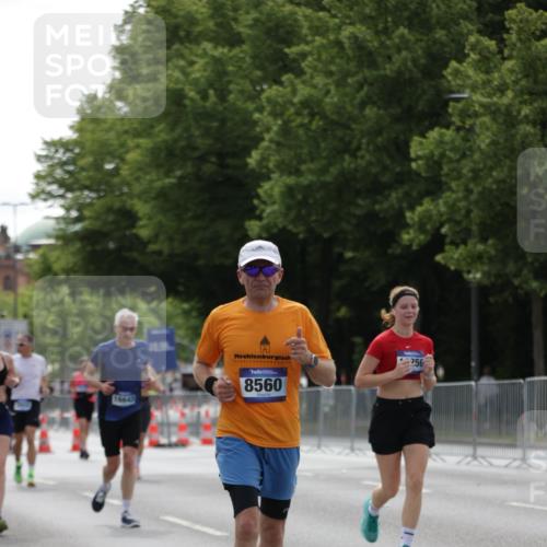 29.06.2025 - hella hamburg halbmarathon Jannik Wohlers http://msf.ph/oto/8232664 29.06.2025 10:28:16 Lombardsbrücke 1518, 1557, 4700, 5249, 5250, 5718, 5903, 5939, 6102, 6418, 7980, 8560, 9642, 9716, 9855, 10068, 10434, 15256, 16125, 16643, 18293 meine-sportfotos.de