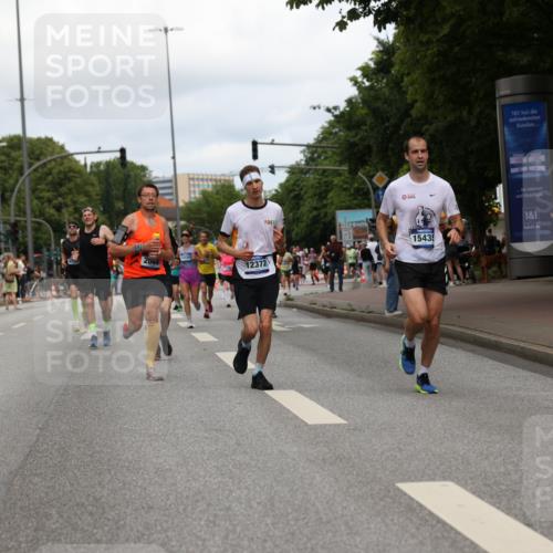 29.06.2025 - hella hamburg halbmarathon Yannick Fuchs http://msf.ph/oto/8232737 29.06.2025 10:34:17 20KM 1358, 2044, 2546, 2563, 2573, 2972, 3547, 3626, 4398, 4565, 5752, 7981, 8319, 8346, 8925, 9116, 9540, 11284, 11305, 11714, 11806, 12046, 12091, 12335, 12372, 13190, 13479, 13514, 14077, 14204, 14272, 15094, 15336, 15421, 15435, 15744, 15828, 17005, 17425, 17668, 17792, 17916, 18013, 18154, 18285, 18803 meine-sportfotos.de