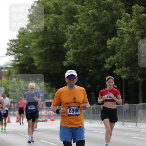 29.06.2025 - hella hamburg halbmarathon Jannik Wohlers http://msf.ph/oto/8232779 29.06.2025 10:28:16 Lombardsbrücke 1518, 1557, 4700, 5249, 5250, 5718, 5903, 5939, 6102, 6418, 7980, 8560, 9642, 9716, 9855, 10068, 10434, 15256, 16125, 16643, 18293 meine-sportfotos.de