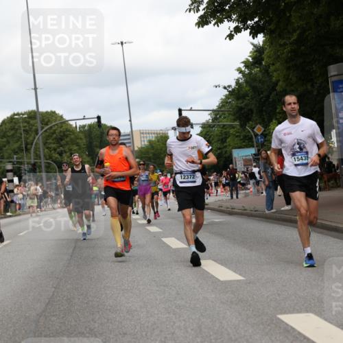29.06.2025 - hella hamburg halbmarathon Yannick Fuchs http://msf.ph/oto/8232782 29.06.2025 10:34:17 20KM 1358, 2044, 2546, 2563, 2573, 2972, 3547, 3626, 4398, 4565, 5752, 7981, 8319, 8346, 8925, 9116, 9540, 11284, 11305, 11714, 11806, 12046, 12091, 12335, 12372, 13190, 13479, 13514, 14077, 14204, 14272, 15094, 15336, 15421, 15435, 15744, 15828, 17005, 17425, 17668, 17792, 17916, 18013, 18154, 18285, 18803 meine-sportfotos.de