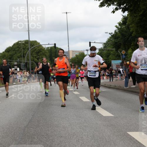 29.06.2025 - hella hamburg halbmarathon Yannick Fuchs http://msf.ph/oto/8232795 29.06.2025 10:34:17 20KM 1358, 2044, 2546, 2563, 2573, 2972, 3547, 3626, 4398, 4565, 5752, 7981, 8319, 8346, 8925, 9116, 9540, 11284, 11305, 11714, 11806, 12046, 12091, 12335, 12372, 13190, 13479, 13514, 14077, 14204, 14272, 15094, 15336, 15421, 15435, 15744, 15828, 17005, 17425, 17668, 17792, 17916, 18013, 18154, 18285, 18803 meine-sportfotos.de