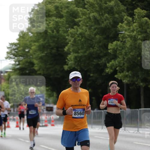 29.06.2025 - hella hamburg halbmarathon Jannik Wohlers http://msf.ph/oto/8232839 29.06.2025 10:28:16 Lombardsbrücke 1518, 1557, 4700, 5249, 5250, 5718, 5903, 5939, 6102, 6418, 7980, 8560, 9642, 9716, 9855, 10068, 10434, 15256, 16125, 16643, 18293 meine-sportfotos.de