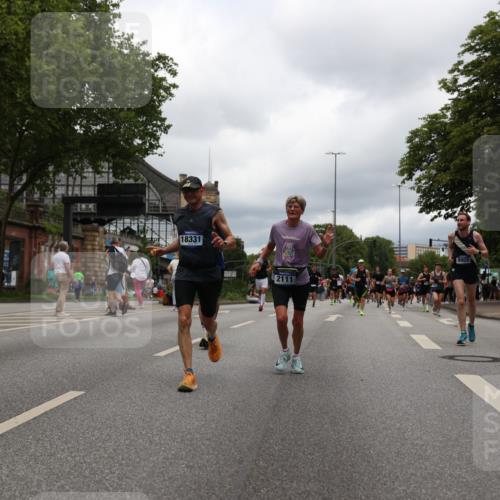 29.06.2025 - hella hamburg halbmarathon Yannick Fuchs http://msf.ph/oto/8232851 29.06.2025 10:46:54 20KM 1098, 1257, 1258, 1482, 1657, 1683, 2111, 2208, 2444, 2814, 2910, 3258, 3399, 3952, 3999, 4121, 4419, 4587, 4726, 5169, 5194, 5607, 5907, 6897, 7178, 7232, 7383, 8273, 8361, 8587, 8651, 8955, 9065, 9163, 10529, 10724, 10811, 11217, 11588, 11589, 11604, 11689, 12155, 12482, 12519, 12910, 13211, 14198, 14286, 14805, 15430, 15681, 15980, 16467, 16929, 17130, 17198, 17710, 18249, 18331, 18901, 19208, 19244 meine-sportfotos.de