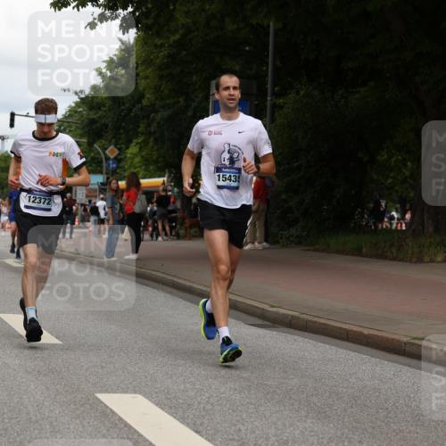 29.06.2025 - hella hamburg halbmarathon Yannick Fuchs http://msf.ph/oto/8232898 29.06.2025 10:34:18 20KM 1358, 1975, 2044, 2546, 2563, 2573, 2972, 3547, 3626, 4398, 4565, 5752, 7981, 8319, 8346, 8925, 9116, 9540, 11284, 11714, 11806, 12046, 12091, 12335, 12372, 13190, 13479, 13514, 14077, 14204, 14272, 14699, 15094, 15336, 15421, 15435, 15744, 15828, 17425, 17668, 17792, 17916, 17973, 18013, 18154, 18803 meine-sportfotos.de