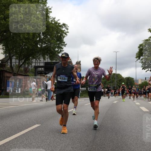 29.06.2025 - hella hamburg halbmarathon Yannick Fuchs http://msf.ph/oto/8232903 29.06.2025 10:46:55 20KM 1098, 1257, 1258, 1482, 1657, 1683, 2111, 2208, 2444, 2814, 2910, 3258, 3399, 3952, 3999, 4121, 4419, 4587, 4726, 5169, 5194, 5607, 5907, 6897, 7178, 7232, 7383, 8273, 8361, 8587, 8651, 8955, 9065, 9163, 10529, 10724, 10811, 11217, 11588, 11589, 11604, 11689, 12155, 12482, 12519, 12910, 13211, 14198, 14286, 14805, 15430, 15681, 15980, 16467, 16929, 17130, 17198, 17710, 18249, 18331, 18901, 19208, 19244 meine-sportfotos.de