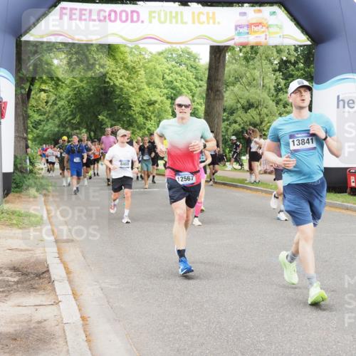 29.06.2025 - hella hamburg halbmarathon MichiJ http://msf.ph/oto/8232948 29.06.2025 10:49:43 Zwischen KM18-KM19 1114, 1940, 4859, 6311, 8469, 9124, 9899, 10194, 11402, 12567, 13739, 13841, 16540, 18359, 18739, 18796 meine-sportfotos.de