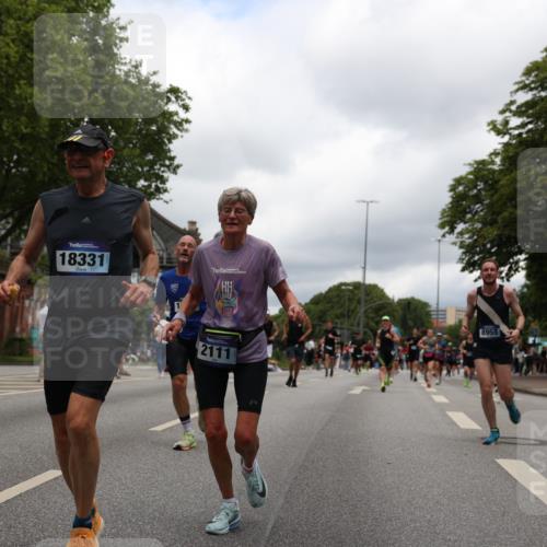 29.06.2025 - hella hamburg halbmarathon Yannick Fuchs http://msf.ph/oto/8232960 29.06.2025 10:46:55 20KM 1098, 1257, 1258, 1482, 1657, 1683, 2111, 2208, 2444, 2814, 2910, 3258, 3399, 3952, 3999, 4121, 4419, 4587, 4726, 5169, 5194, 5607, 5907, 6897, 7178, 7232, 7383, 8273, 8361, 8587, 8651, 8955, 9065, 9163, 10529, 10724, 10811, 11217, 11588, 11589, 11604, 11689, 12155, 12482, 12519, 12910, 13211, 14198, 14286, 14805, 15430, 15681, 15980, 16467, 16929, 17130, 17198, 17710, 18249, 18331, 18901, 19208, 19244 meine-sportfotos.de