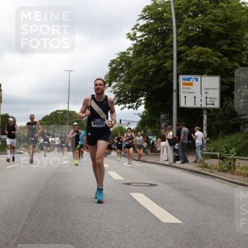 29.06.2025 - hella hamburg halbmarathon Yannick Fuchs http://msf.ph/oto/8233012 29.06.2025 10:46:56 20KM 1098, 1257, 1258, 1482, 1657, 1683, 2111, 2208, 2910, 3258, 3334, 3399, 3952, 3999, 4419, 4587, 4726, 5169, 5194, 5607, 5907, 6198, 6897, 7178, 7232, 7383, 8273, 8361, 8587, 8651, 8955, 9065, 9163, 10529, 10724, 10811, 11217, 11588, 11589, 11604, 11689, 12155, 12482, 12910, 13211, 14198, 14286, 14805, 15430, 15681, 15980, 16467, 16929, 17130, 17198, 17710, 18249, 18331, 18901, 19208, 19244 meine-sportfotos.de