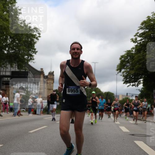 29.06.2025 - hella hamburg halbmarathon Yannick Fuchs http://msf.ph/oto/8233114 29.06.2025 10:46:57 20KM 1098, 1257, 1258, 1482, 1657, 1683, 2111, 2208, 2910, 3334, 3399, 3952, 3999, 4419, 4587, 4726, 5169, 5194, 5607, 5907, 6198, 6897, 7232, 7383, 8273, 8361, 8587, 8651, 8955, 9065, 9163, 10529, 10724, 10811, 11217, 11588, 11589, 11604, 11689, 12155, 12482, 12910, 13211, 14198, 14286, 14805, 15430, 15681, 15980, 16467, 16929, 17130, 17198, 17710, 18249, 18331, 18901, 19208, 19244 meine-sportfotos.de
