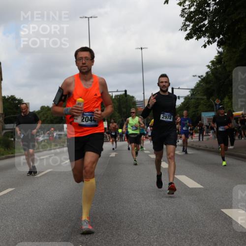 29.06.2025 - hella hamburg halbmarathon Yannick Fuchs http://msf.ph/oto/8233149 29.06.2025 10:34:19 20KM 1358, 1975, 2044, 2546, 2563, 2573, 2972, 3547, 3626, 4381, 4398, 4565, 4766, 5752, 7981, 8319, 8346, 8925, 8933, 9116, 9540, 11284, 11714, 11806, 12046, 12091, 12335, 12372, 13190, 13479, 13514, 14077, 14204, 14272, 14699, 15094, 15336, 15421, 15435, 15744, 15828, 17425, 17668, 17792, 17916, 17973, 18013, 18154, 18803 meine-sportfotos.de