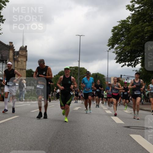 29.06.2025 - hella hamburg halbmarathon Yannick Fuchs http://msf.ph/oto/8233191 29.06.2025 10:46:58 20KM 1098, 1257, 1258, 1482, 1657, 1683, 2111, 2208, 2346, 2910, 3334, 3399, 3952, 3999, 4419, 4587, 4726, 5169, 5194, 5607, 5907, 6198, 6897, 7232, 7383, 8273, 8361, 8587, 8651, 8955, 9065, 9163, 10529, 10724, 10811, 11217, 11588, 11589, 11604, 11689, 12155, 12482, 12910, 14198, 14286, 14805, 15430, 15681, 15980, 16467, 16929, 17198, 17710, 18249, 18331, 18901, 19208, 19244 meine-sportfotos.de