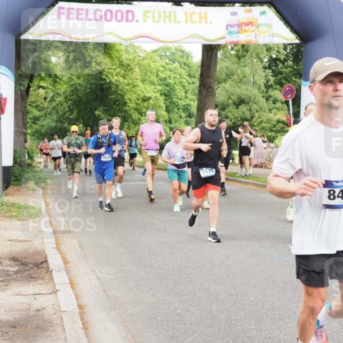 29.06.2025 - hella hamburg halbmarathon MichiJ http://msf.ph/oto/8233366 29.06.2025 10:49:47 Zwischen KM18-KM19 1126, 1722, 1724, 4370, 5734, 6311, 8469, 8822, 9899, 10194, 10214, 12567, 13528, 13739, 13841, 15093, 18028, 18359, 18739, 18796 meine-sportfotos.de