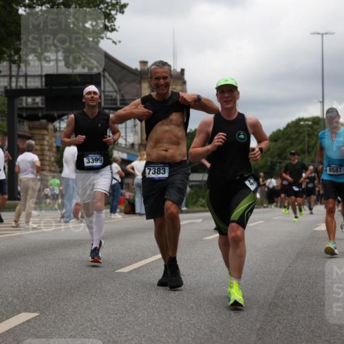 29.06.2025 - hella hamburg halbmarathon Yannick Fuchs http://msf.ph/oto/8233383 29.06.2025 10:46:59 20KM 1257, 1258, 1482, 1657, 1683, 2111, 2208, 2346, 2910, 3334, 3399, 3999, 4065, 4419, 4587, 4726, 5169, 5194, 5607, 5907, 6198, 6897, 7232, 7383, 7509, 8273, 8361, 8587, 8651, 8955, 9065, 9163, 10529, 10724, 11217, 11588, 11589, 11604, 11689, 12155, 12482, 12910, 14805, 15430, 15681, 15980, 16467, 16929, 17710, 18249, 18331, 18901, 19208, 19244 meine-sportfotos.de