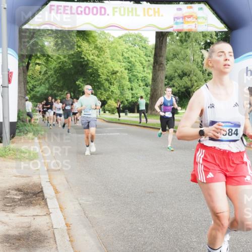 29.06.2025 - hella hamburg halbmarathon MichiJ http://msf.ph/oto/8233539 29.06.2025 10:26:46 Zwischen KM18-KM19 5091, 5791, 9171, 9643, 10922, 11282, 11423, 12900, 15382, 18584 meine-sportfotos.de