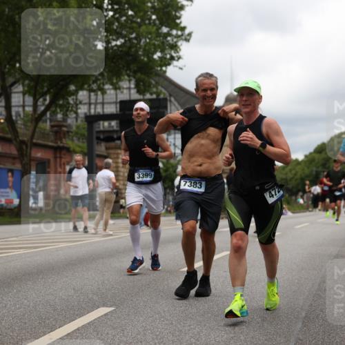 29.06.2025 - hella hamburg halbmarathon Yannick Fuchs http://msf.ph/oto/8233562 29.06.2025 10:47:00 20KM 1257, 1258, 1482, 1683, 2111, 2208, 2346, 2910, 3334, 3399, 3999, 4065, 4419, 4587, 4726, 5077, 5169, 5194, 5607, 5907, 6198, 6897, 7232, 7383, 7509, 8273, 8361, 8587, 8651, 8955, 9065, 9163, 10529, 10724, 11217, 11588, 11589, 11604, 11689, 12155, 12482, 12910, 14805, 15430, 15681, 15980, 16467, 16929, 17710, 18249, 18331, 18720, 18901, 19208, 19244 meine-sportfotos.de