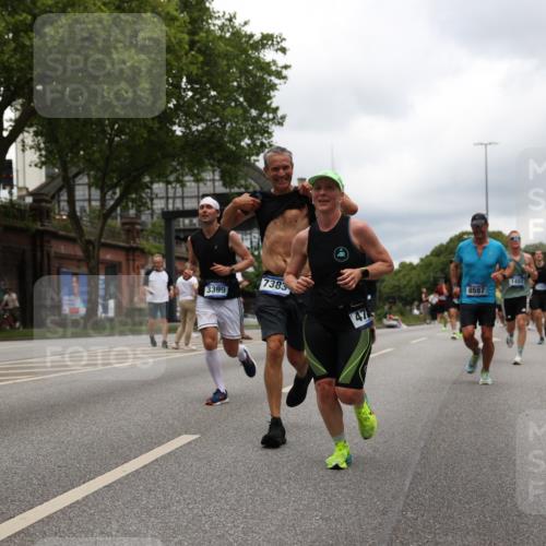 29.06.2025 - hella hamburg halbmarathon Yannick Fuchs http://msf.ph/oto/8233694 29.06.2025 10:47:00 20KM 1257, 1258, 1482, 1683, 2111, 2208, 2346, 2910, 3334, 3399, 3999, 4065, 4419, 4587, 4726, 5077, 5169, 5194, 5607, 5907, 6198, 6897, 7232, 7383, 7509, 8273, 8361, 8587, 8651, 8955, 9065, 9163, 10529, 10724, 11217, 11588, 11589, 11604, 11689, 12155, 12482, 12910, 14805, 15430, 15681, 15980, 16467, 16929, 17710, 18249, 18331, 18720, 18901, 19208, 19244 meine-sportfotos.de