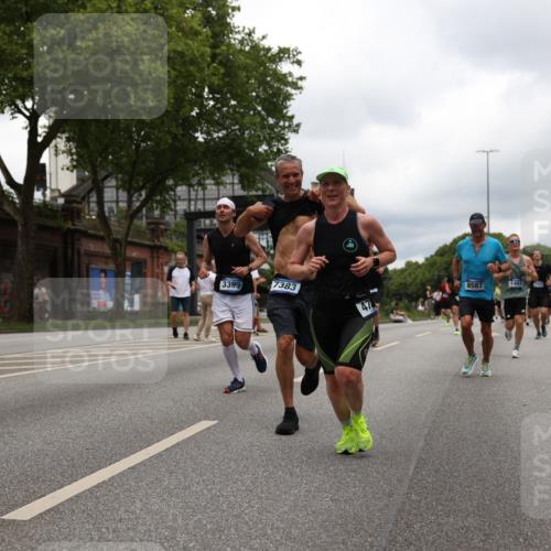 29.06.2025 - hella hamburg halbmarathon Yannick Fuchs http://msf.ph/oto/8233738 29.06.2025 10:47:00 20KM 1257, 1258, 1482, 1683, 2111, 2208, 2346, 2910, 3334, 3399, 3999, 4065, 4419, 4587, 4726, 5077, 5169, 5194, 5607, 5907, 6198, 6897, 7232, 7383, 7509, 8273, 8361, 8587, 8651, 8955, 9065, 9163, 10529, 10724, 11217, 11588, 11589, 11604, 11689, 12155, 12482, 12910, 14805, 15430, 15681, 15980, 16467, 16929, 17710, 18249, 18331, 18720, 18901, 19208, 19244 meine-sportfotos.de