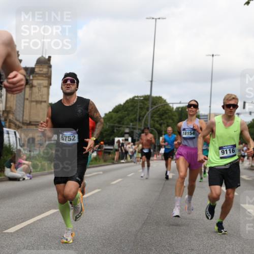 29.06.2025 - hella hamburg halbmarathon Yannick Fuchs http://msf.ph/oto/8233771 29.06.2025 10:34:22 20KM 1358, 1975, 2044, 2563, 2573, 2972, 3547, 3626, 4381, 4398, 4565, 4766, 4888, 5752, 8319, 8346, 8574, 8933, 9116, 9540, 11284, 11714, 11806, 12046, 12091, 12335, 12372, 13190, 13514, 14077, 14272, 14699, 15336, 15421, 15435, 15744, 15828, 17425, 17668, 17792, 17916, 17973, 18013, 18154, 18803 meine-sportfotos.de