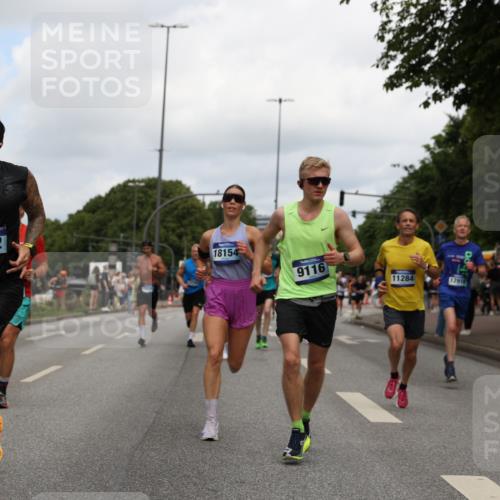 29.06.2025 - hella hamburg halbmarathon Yannick Fuchs http://msf.ph/oto/8233802 29.06.2025 10:34:22 20KM 1358, 1975, 2044, 2563, 2573, 2972, 3547, 3626, 4381, 4398, 4565, 4766, 4888, 5752, 8319, 8346, 8574, 8933, 9116, 9540, 11284, 11714, 11806, 12046, 12091, 12335, 12372, 13190, 13514, 14077, 14272, 14699, 15336, 15421, 15435, 15744, 15828, 17425, 17668, 17792, 17916, 17973, 18013, 18154, 18803 meine-sportfotos.de