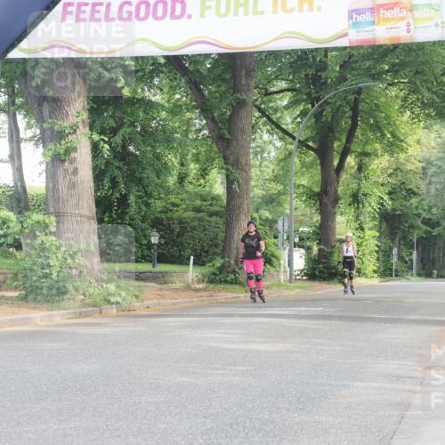 29.06.2025 - hella hamburg halbmarathon KatJ http://msf.ph/oto/8233814 29.06.2025 09:43:27 Zwischen KM18-KM19  meine-sportfotos.de