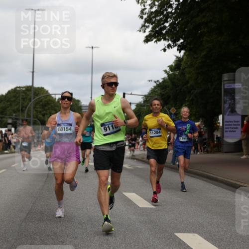29.06.2025 - hella hamburg halbmarathon Yannick Fuchs http://msf.ph/oto/8233824 29.06.2025 10:34:22 20KM 1358, 1975, 2044, 2563, 2573, 2972, 3547, 3626, 4381, 4398, 4565, 4766, 4888, 5752, 8319, 8346, 8574, 8933, 9116, 9540, 11284, 11714, 11806, 12046, 12091, 12335, 12372, 13190, 13514, 14077, 14272, 14699, 15336, 15421, 15435, 15744, 15828, 17425, 17668, 17792, 17916, 17973, 18013, 18154, 18803 meine-sportfotos.de
