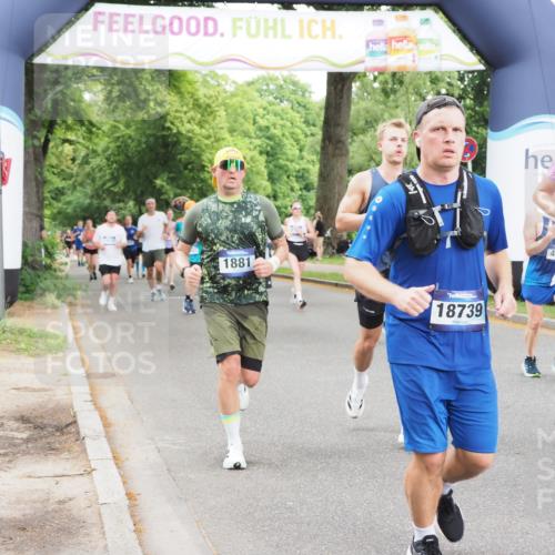 29.06.2025 - hella hamburg halbmarathon MichiJ http://msf.ph/oto/8233838 29.06.2025 10:49:50 Zwischen KM18-KM19 1126, 1334, 1573, 1722, 1724, 1881, 3001, 4370, 4665, 5734, 8469, 8822, 9899, 10194, 10214, 13528, 15093, 18028, 18359, 18717, 18739 meine-sportfotos.de