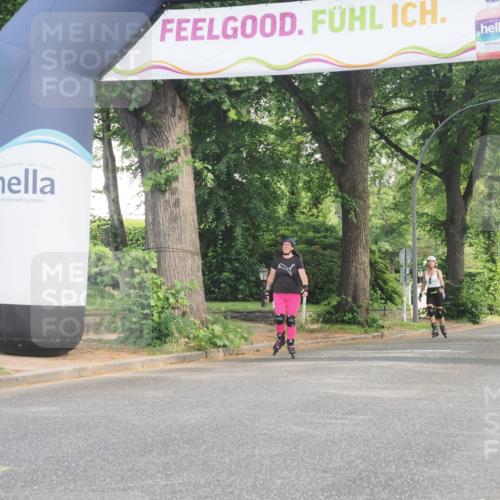 29.06.2025 - hella hamburg halbmarathon KatJ http://msf.ph/oto/8233873 29.06.2025 09:43:28 Zwischen KM18-KM19  meine-sportfotos.de
