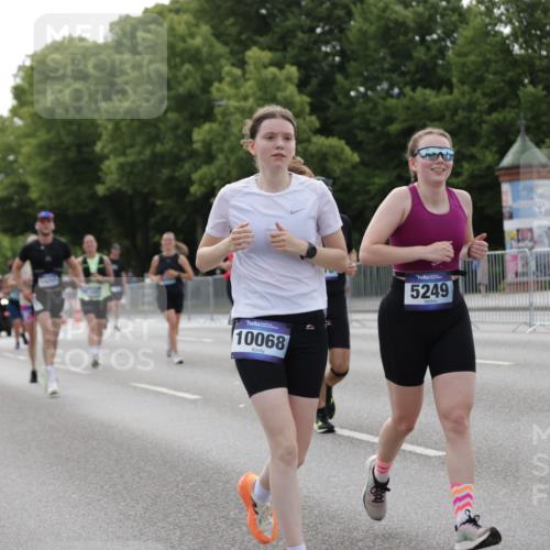 29.06.2025 - hella hamburg halbmarathon Jannik Wohlers http://msf.ph/oto/8233877 29.06.2025 10:28:26 Lombardsbrücke 1518, 1557, 1869, 3717, 4362, 4700, 4834, 5167, 5249, 5250, 6102, 9642, 10068, 14205, 15143, 15256, 15452, 15453, 16643 meine-sportfotos.de