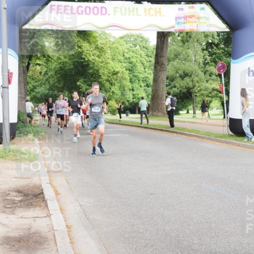 29.06.2025 - hella hamburg halbmarathon MichiJ http://msf.ph/oto/8233908 29.06.2025 10:26:49 Zwischen KM18-KM19 5091, 8002, 10922, 11282, 11423, 12900, 15382, 18584 meine-sportfotos.de