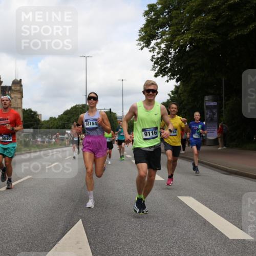 29.06.2025 - hella hamburg halbmarathon Yannick Fuchs http://msf.ph/oto/8233916 29.06.2025 10:34:23 20KM 1358, 1975, 2044, 2563, 2573, 2972, 3547, 3626, 4381, 4398, 4565, 4766, 4888, 5752, 6149, 8319, 8346, 8574, 8933, 9116, 9540, 11284, 11714, 11806, 12046, 12091, 12335, 12372, 13190, 14077, 14272, 14699, 15336, 15421, 15435, 15744, 15828, 17425, 17668, 17792, 17916, 17973, 18013, 18154, 18803 meine-sportfotos.de