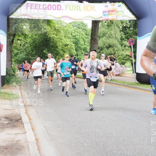 29.06.2025 - hella hamburg halbmarathon MichiJ http://msf.ph/oto/8233936 29.06.2025 10:49:51 Zwischen KM18-KM19 1126, 1334, 1573, 1722, 1724, 1881, 3001, 4370, 4665, 5734, 8469, 8822, 9718, 10194, 10214, 13528, 15093, 17757, 18028, 18717, 18739 meine-sportfotos.de