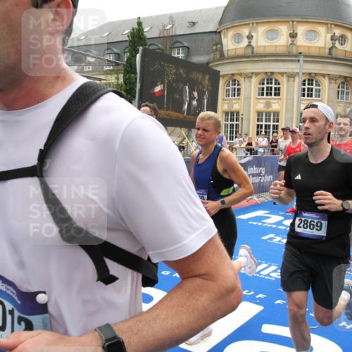 29.06.2025 - hella hamburg halbmarathon Michael Strokosch http://msf.ph/oto/8234081 29.06.2025 10:47:33 Ziel 51, 1012, 1070, 1592, 1696, 2284, 2839, 2869, 2953, 3304, 5532, 5650, 5889, 8023, 8234, 8693, 8852, 8927, 9305, 11021, 12870, 13223, 13303, 15350, 15479, 15923, 16819, 17846, 17905, 18758, 18974 meine-sportfotos.de