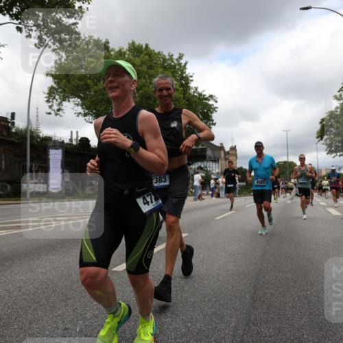 29.06.2025 - hella hamburg halbmarathon Yannick Fuchs http://msf.ph/oto/8234155 29.06.2025 10:47:01 20KM 1258, 1482, 1683, 2111, 2208, 2346, 2910, 3334, 3399, 3999, 4065, 4419, 4587, 4726, 5077, 5169, 5194, 5607, 5907, 6198, 6897, 7232, 7383, 7509, 8273, 8361, 8587, 8651, 8955, 9065, 9163, 10529, 10724, 11217, 11588, 11589, 11604, 11689, 12155, 12482, 12910, 14805, 15430, 15681, 15980, 16467, 16929, 17710, 18249, 18331, 18720, 18901, 19208, 19244 meine-sportfotos.de