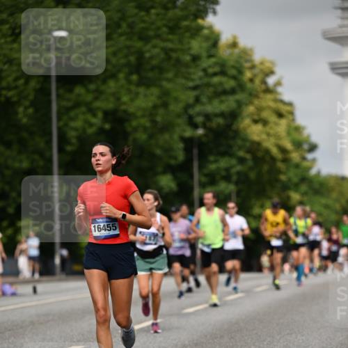 29.06.2025 - hella hamburg halbmarathon Dr. Thomas Lammeyer http://msf.ph/oto/8234176 29.06.2025 10:13:36 Kennedybrücke 3921, 5511, 7081, 7187, 7333, 7636, 9306, 9366, 9434, 9674, 9781, 10036, 10819, 10943, 11067 meine-sportfotos.de