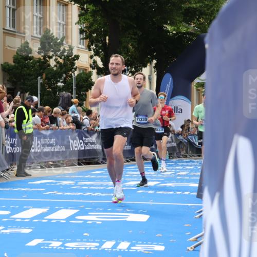 29.06.2025 - hella hamburg halbmarathon Strokosch-Dieckow http://msf.ph/oto/8234242 29.06.2025 10:34:33 Ziel 1644, 6169, 6305, 6878, 7534, 8395, 11230, 11661, 13618, 14289, 15887, 16148, 18026 meine-sportfotos.de