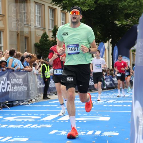 29.06.2025 - hella hamburg halbmarathon Strokosch-Dieckow http://msf.ph/oto/8234383 29.06.2025 10:34:36 Ziel 1644, 5152, 5554, 6169, 6878, 7534, 8395, 11230, 11661, 12369, 14289, 14549, 14603, 15887, 16148, 17014, 18026 meine-sportfotos.de