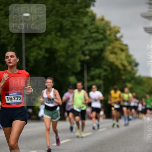 29.06.2025 - hella hamburg halbmarathon Dr. Thomas Lammeyer http://msf.ph/oto/8234431 29.06.2025 10:13:37 Kennedybrücke 3921, 5511, 7081, 7187, 7333, 7636, 9306, 9366, 9434, 9674, 9781, 10036, 10819, 10943, 11067 meine-sportfotos.de