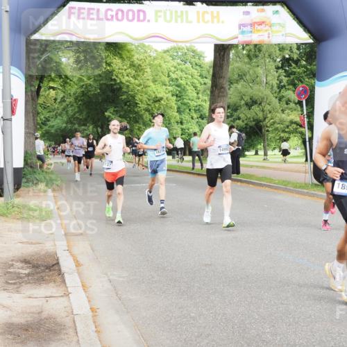 29.06.2025 - hella hamburg halbmarathon MichiJ http://msf.ph/oto/8234843 29.06.2025 10:26:57 Zwischen KM18-KM19 1042, 2262, 2296, 4148, 5248, 6684, 7229, 11952, 14274, 14992, 15888, 17722, 18276, 18529 meine-sportfotos.de