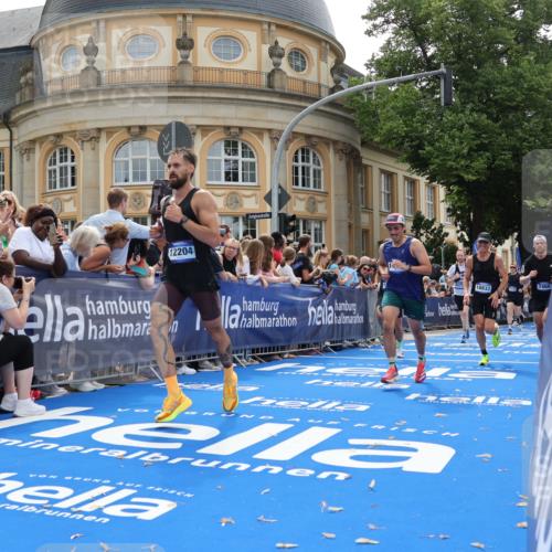 29.06.2025 - hella hamburg halbmarathon Strokosch-Dieckow http://msf.ph/oto/8235121 29.06.2025 10:34:53 Ziel 1217, 2879, 4477, 6704, 7466, 8864, 12044, 12204, 12751, 14629, 14952, 15391, 15902, 15991, 16140, 16177, 16712, 17643, 18183, 18220, 18419, 18837 meine-sportfotos.de