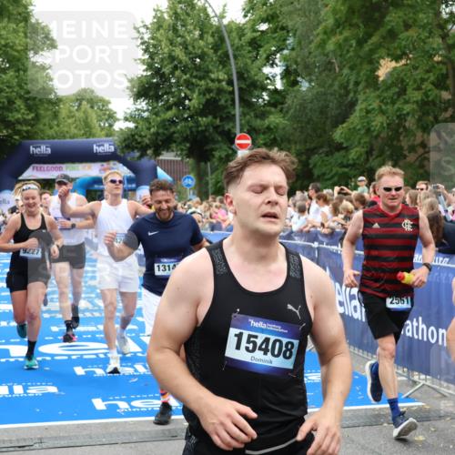 29.06.2025 - hella hamburg halbmarathon Zöllner http://msf.ph/oto/8235199 29.06.2025 10:54:52 Ziel 1506, 2029, 2561, 4231, 6587, 9227, 10044, 12186, 13147, 14660, 17261 meine-sportfotos.de